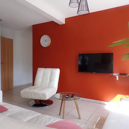 Hébergement de vacances Maison Cosy Au Centre Du Village