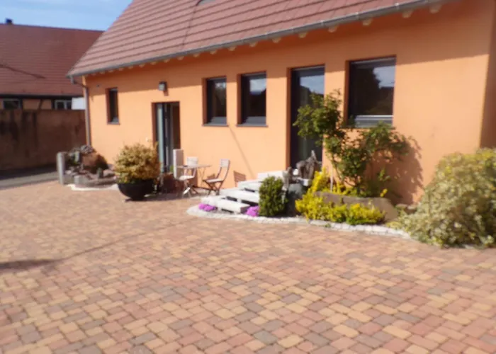 Holiday home Le Mamama, Maison Cosy Au Centre Du Village